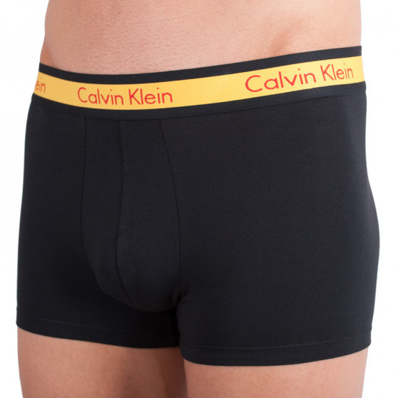 Vyriški boksininko šortai Calvin Klein juodi (NB1443A-6CI)