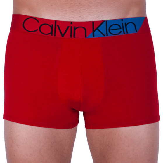 Vyriški boksininko šortai Calvin Klein raudoni (NB1680A-RYM)