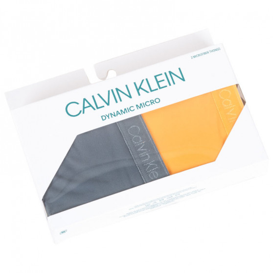 2PACK Moteriški stringai Calvin Klein multicolour (QD3695E-TSR)