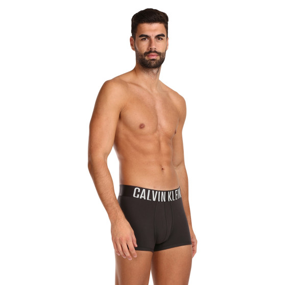 Vyriški boksininko šortai Calvin Klein juodi (NB1042A-001)