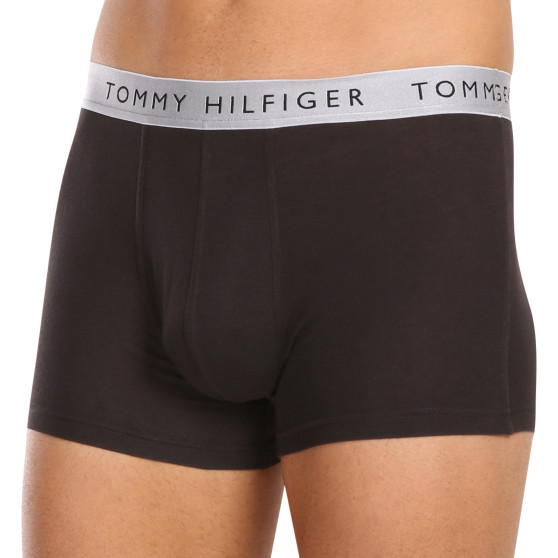 3PACK Vyriški boksininko šortai Tommy Hilfiger juodi (UM0UM03028 0UB)