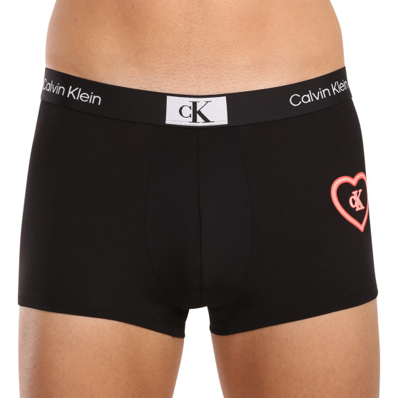 Vyriški boksininko šortai Calvin Klein juodi (NB3718A-UB1)