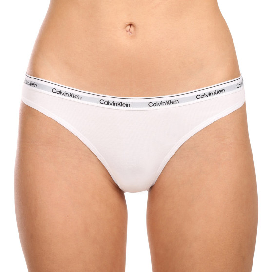 3PACK Moteriški stringai Calvin Klein white (QD5209E-100)